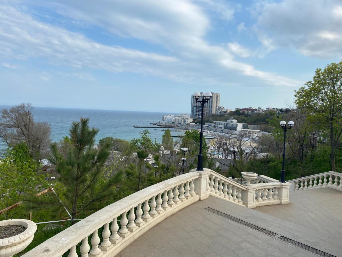 Arcadia Sky Apartment Odessa Ngoại thất bức ảnh